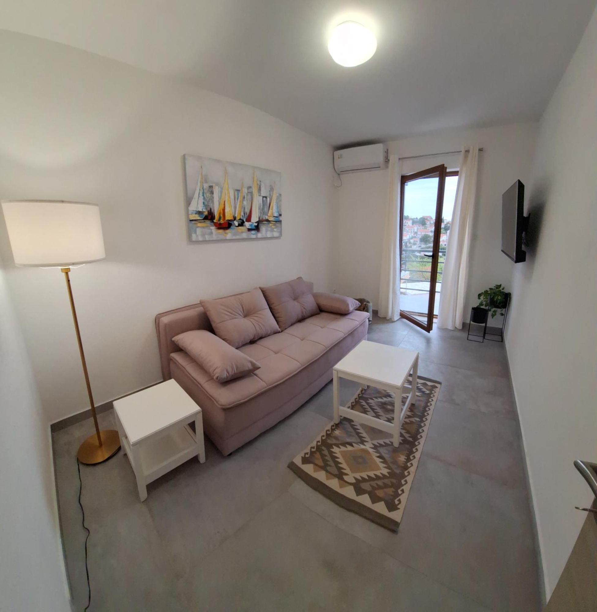 Villa Uzanca Splitska Εξωτερικό φωτογραφία